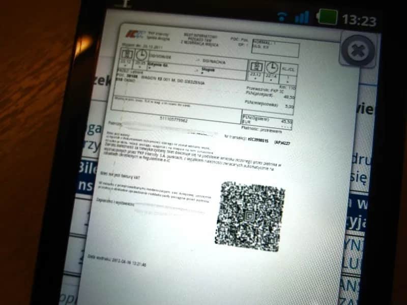 Bilet PKP na telefonie: Czy musisz go drukować? Uniknij kar!