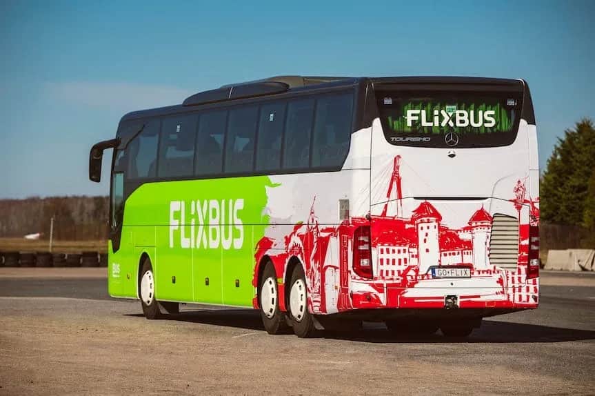 FlixBus Rzeszów: Skąd odjeżdża? Dokładny adres i wskazówki!