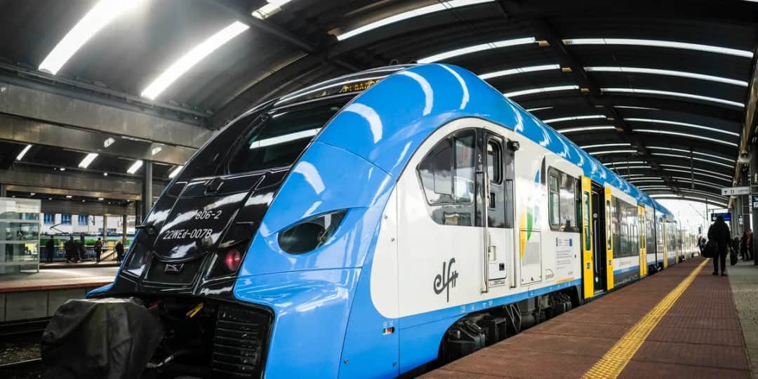 Zwrot biletu PKP: Ostatni dzwonek! Jak odzyskać pieniądze?