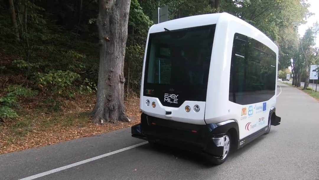 Skąd odjeżdża autobus? Znajdź go szybko i bez stresu!